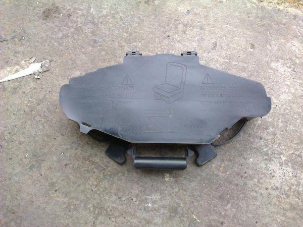 vauxhall vivaro jack & wheelbrace,complete with towing eye and security nut for spare wheel carrier