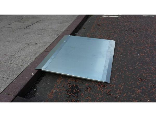 NEW LOADING RAMPS FOR SALE GALVANIZED 4-6-7-8ft. SUITABLE FOR TRAILER,VANS,QUADS,RIDE-ON LAWNMOWERS