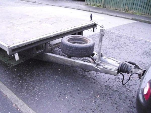 TRAILER FLATBED BATESON TWIN WHEEL 12X 6ft 6in BEAVER TAIL with stow away RAMPS