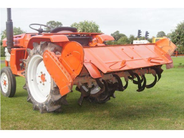 kubota garden compact tractor 20hp diesel low hours also rotovator not ford massey case jcb