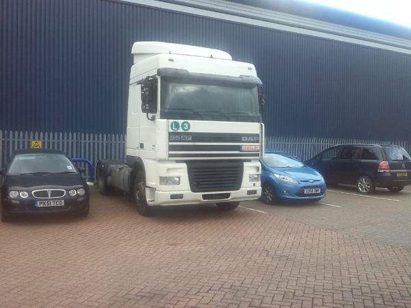 DAF 95XF430 ,2001 , LHD , LEFT HAND DRIVE TRACTOR UNIT