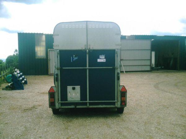 IFOR WILLIAMS HB505R DOUBLE HORSE TRAILER