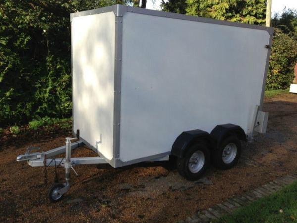 Double Wheel Box Tow Van, Trailer... 8ft x 4ft. GREAT CONDITION... MAKE ME AN OFFER!