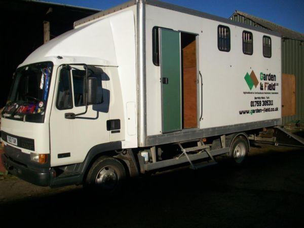 LEYLAND DAF 45 130 7.5 TON HORSEBOX 1999 2/3? STALL'S WITH DAY LIVING. IDEAL HUNTING/SHOW LORRY