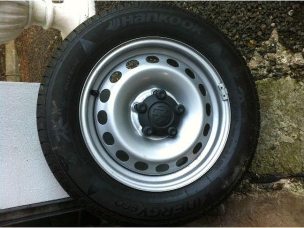 VW CADDY WHEELS AND TYRES
