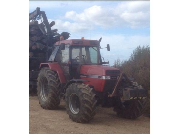 Case IH 5140 maxxum plus 4 wheel drive tractor