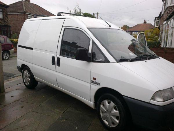 V REG 2000 PEUGEOT EXPERT TURBO DIESEL TAX AND MOT