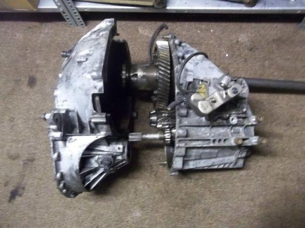 Ford Transit 260 SWB 2.0 TD 2001 GEARBOX WITH DRIVESHAFT