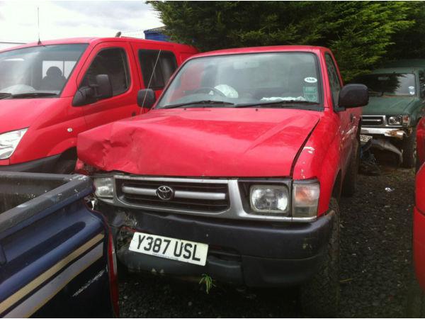 2001 Y REG TOYOTA HI LUX 2.4 TD SINGLE CAB