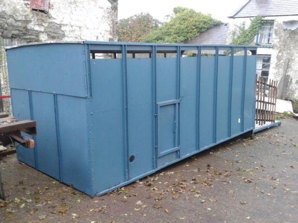 Cattle container