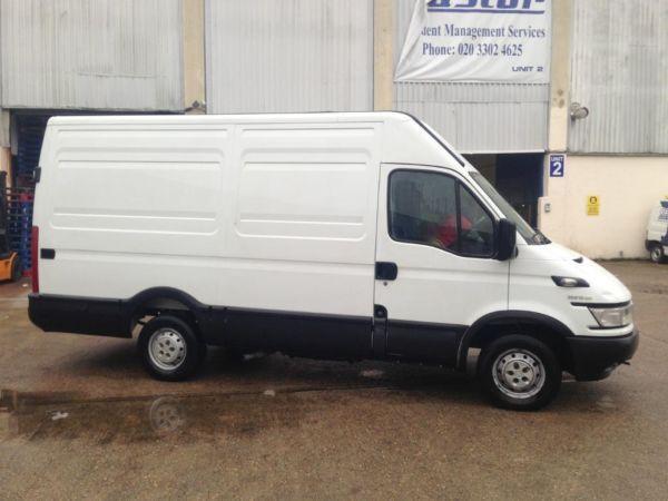IVECO DAILY 35 S12 MWB HIGH ROOF YEAR 2006 WITH LOW MILEAGE IN VERY GOOD CONDITION IN AND OUT