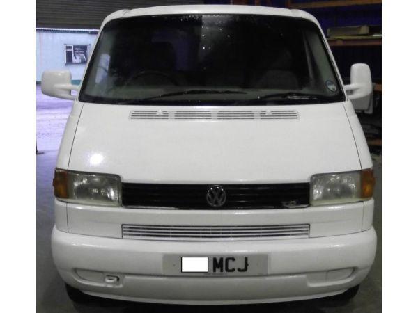 VW T4 TRANSPORTER 2.5 TDi 2002 Partial converted to camper / day / surfbus