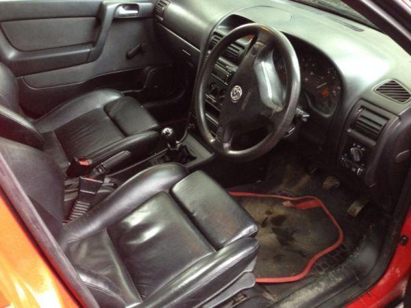Vauxhall Astra van Envoy DTI 1686cc turbo diesel car derived van 03 plate 01/04/2003 red leather