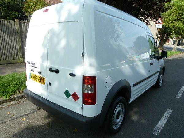 2009 FORD TRANSIT CONNECT. T230 LWB 90PS. ONE OWNER FROM NEW. £3995 NO VAT