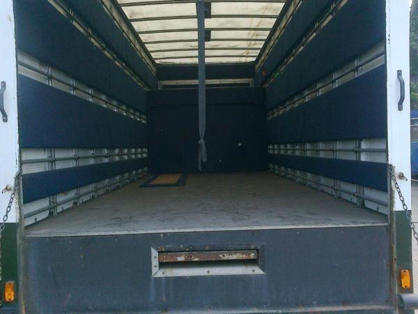 05 Mercedes 815 Atego 17'luton grp box padded tie rails for furniture. 263000km only