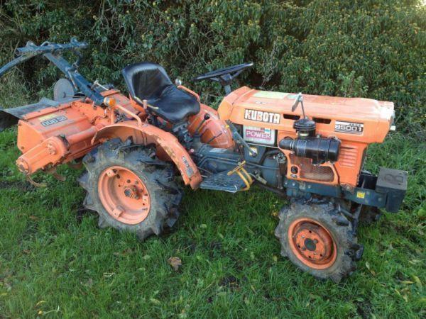 KUBOTA B5001 4WD COMPACT TRACTOR WITH ROTOVATOR EXCELLENT CON COMPACT