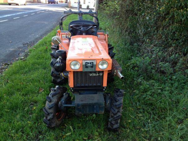 KUBOTA B5001 4WD COMPACT TRACTOR WITH ROTOVATOR EXCELLENT CON COMPACT