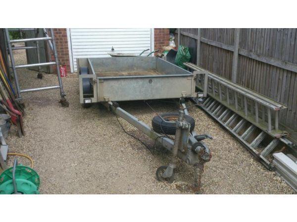 Box trailer with extended A frame- carrying capacity 2 and a half tonne