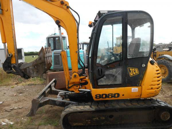 JCB 8060 2004 RUBBER TRACKS PIPED BLADE OFFSET CLEAN AND TIDY