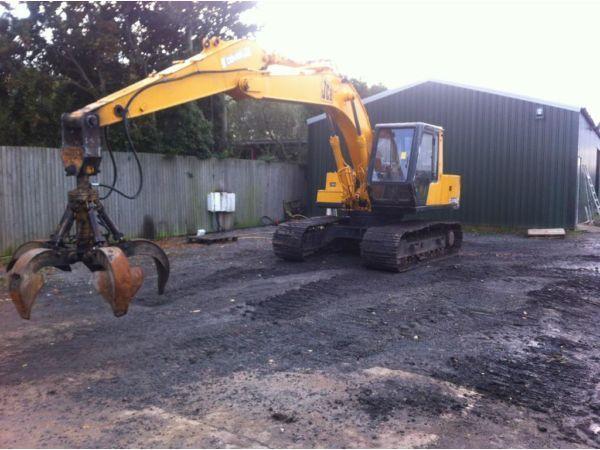 jcb 150 lc scrap handler with scrap grab and long reach boom excavator/digger