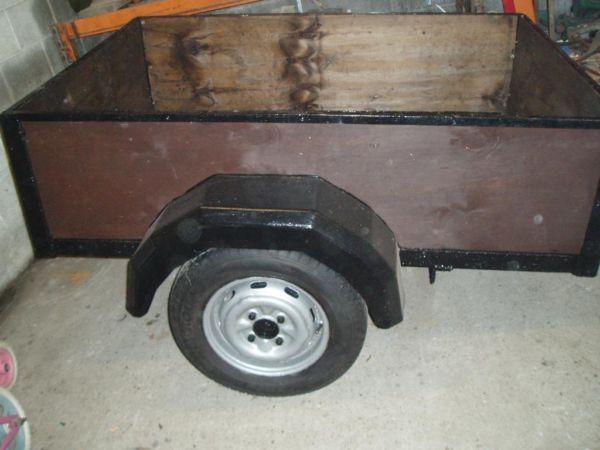 car trailer 6 x 4 wood new 3/4 ply light board cover 2x new tyres