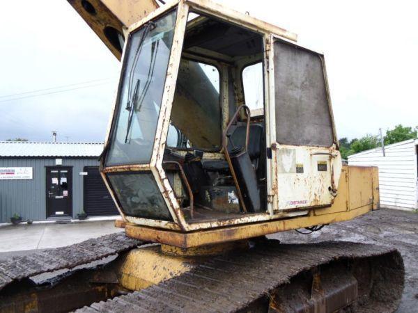 14 TON INTERNATIONAL DIGGER open to offers