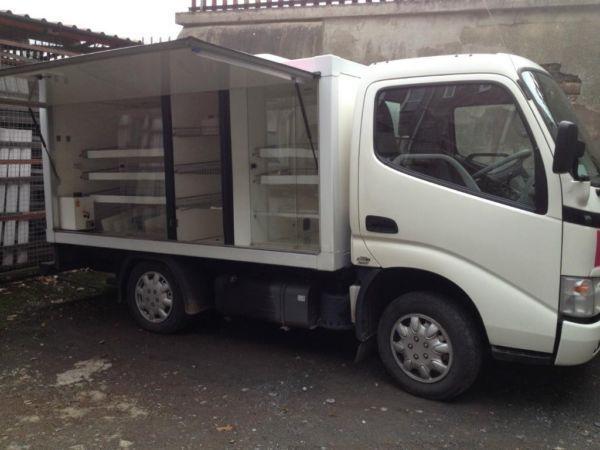 HOT FOOD VAN