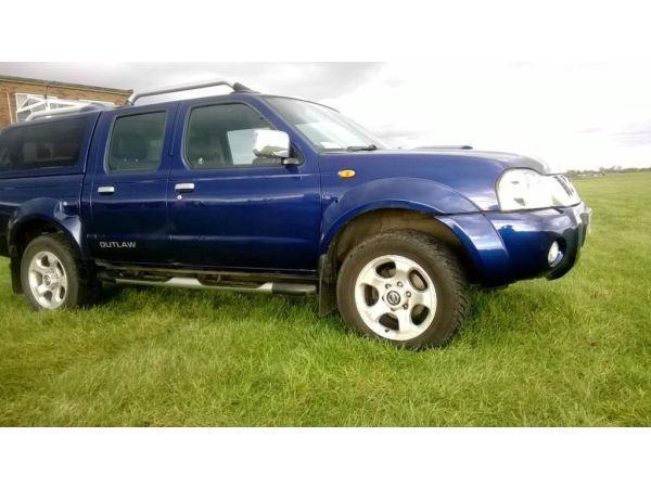 2005 Nissan Navara Outlaw D22 4WD 5 seater leather