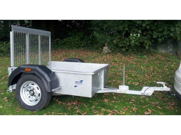 Trailer with ramp, small but heavy duty, Ifor Willams Trailer.