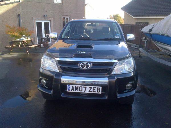 Toyota Hilux 3.0 D4D (Intimidator)