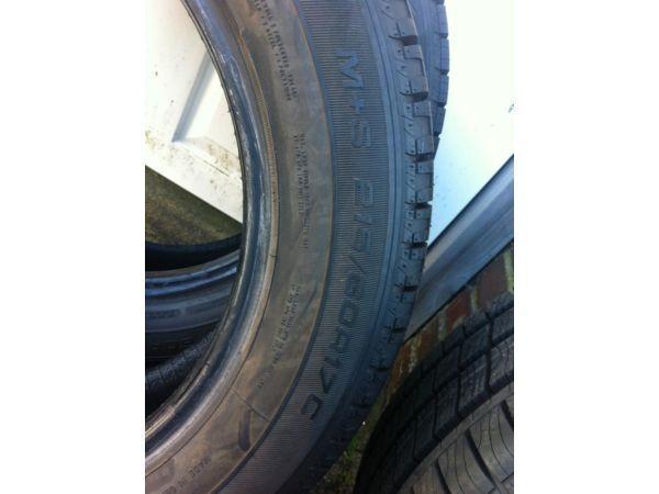 4 Brand New Cargo Vector 2 load rated tyres 215/60R17C