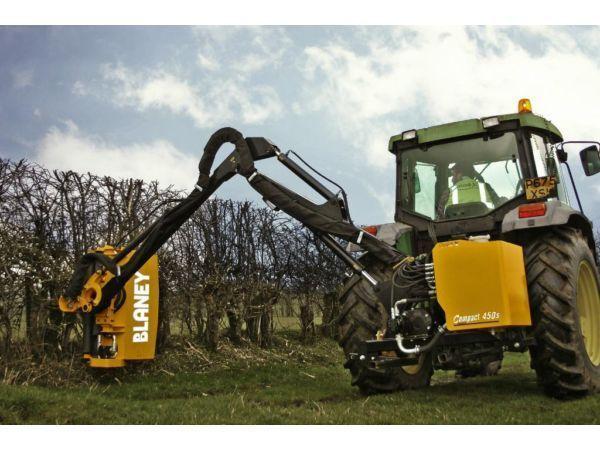 NEW hedgecutter. 4.5m Blaney Agri hedge cutters