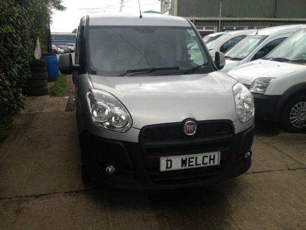 2010 (10) Fiat Doblo Maxi van. Silver, twin side loading doors, great condition, finance available