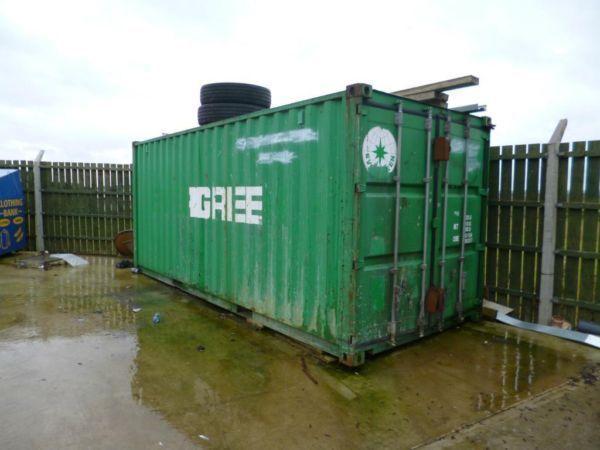 2 20foot cotainers for sale(mob.nr.07856059395)