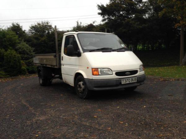 FORD TRANSIT 190 LWB TWIN WHEEL PICK UP. ALUMINIUM BODY! PRETTY CLEAN FOR THE YEAR! MAY TAKE A PX