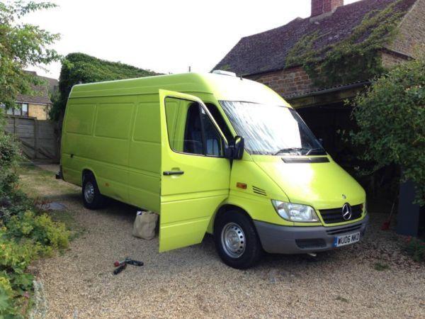 MERCEDES SPRINTER 2006 FOR SALE, EXCELLENT ENGINE AND VAN FOR GOOD PRICE